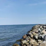 6 Person In * Hadsund